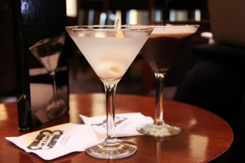 brasserie-RIMPLAS-min_martini_bar_lychee_chocolate_alcohol_liquor_happy_hour_happy-910161